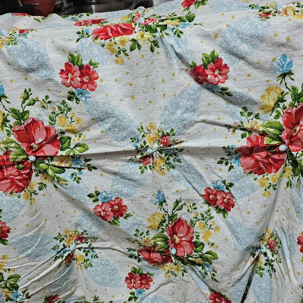 Pioneer Woman Fabric  Cotton Shower Curtain 72 In By 72 In Excellent Condition